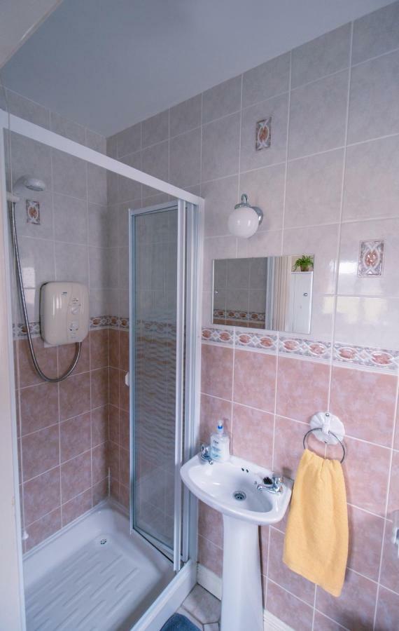Strandhill Home, One Minute From The Beach And Pubs Esterno foto