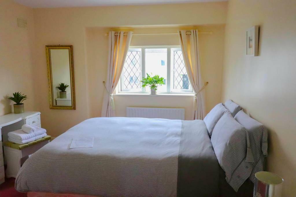 Strandhill Home, One Minute From The Beach And Pubs Esterno foto