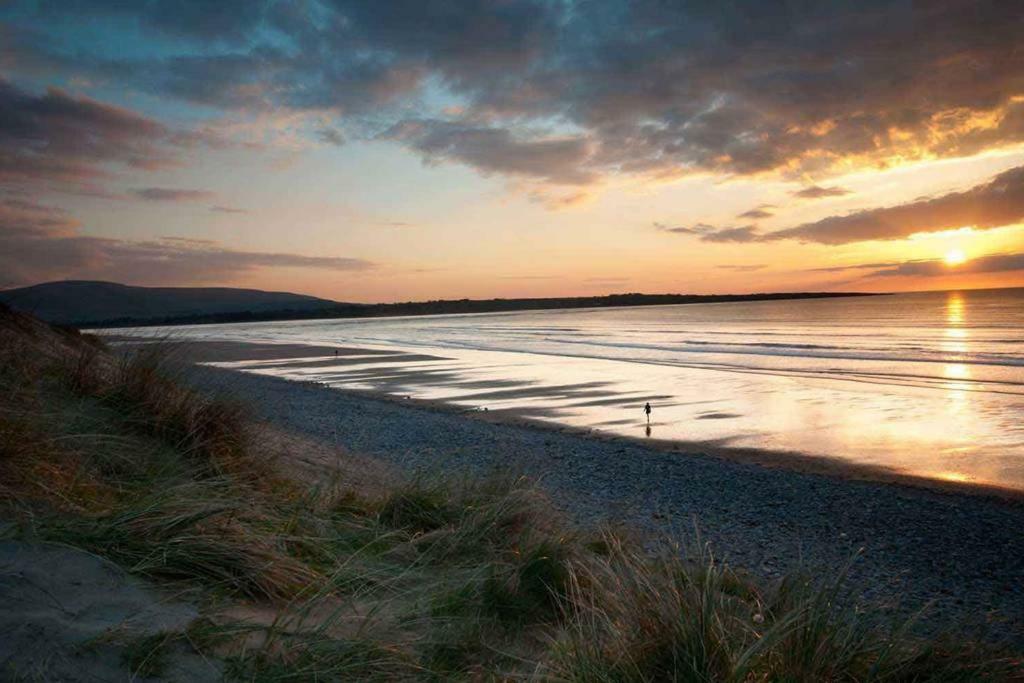 Strandhill Home, One Minute From The Beach And Pubs Esterno foto