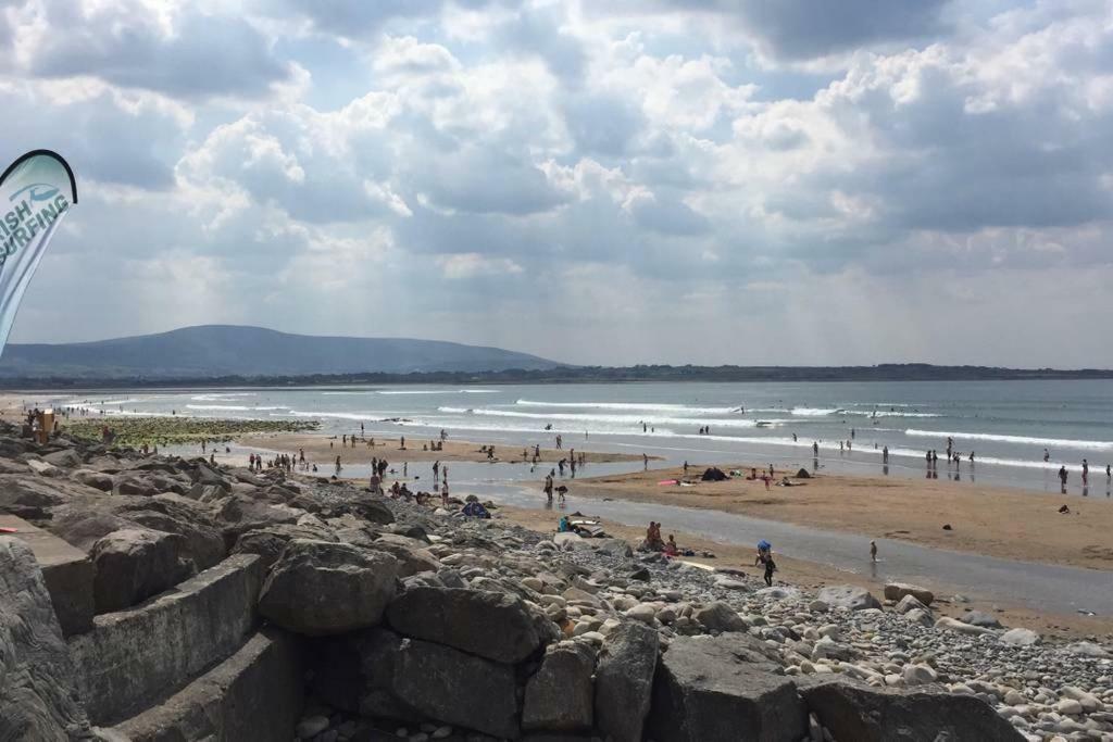 Strandhill Home, One Minute From The Beach And Pubs Esterno foto